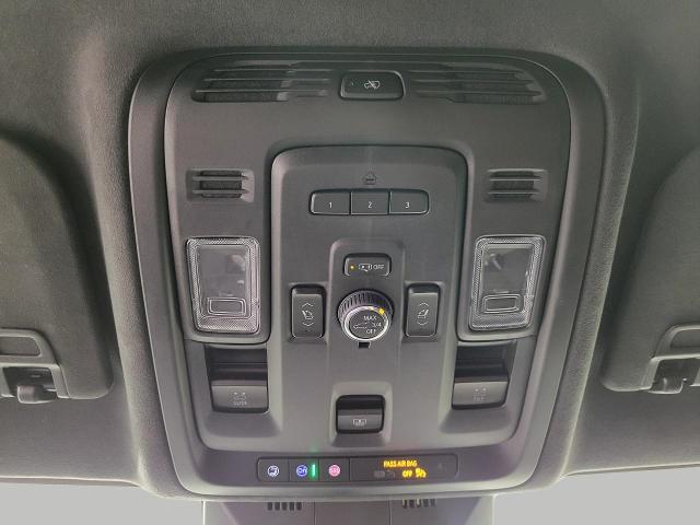 2024 Cadillac Escalade Vehicle Photo in NEENAH, WI 54956-2243