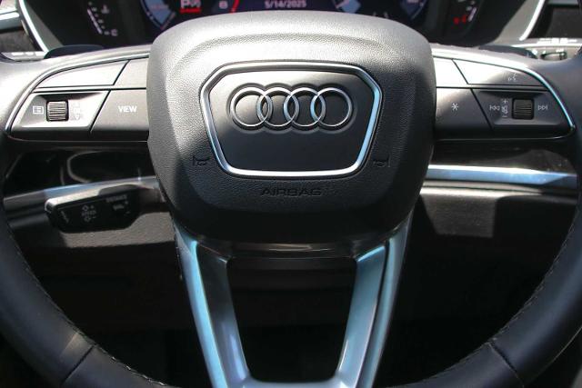 2024 Audi Q3 Vehicle Photo in SUGAR LAND, TX 77478