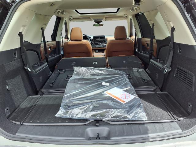 2025 Nissan Pathfinder Vehicle Photo in Oshkosh, WI 54904