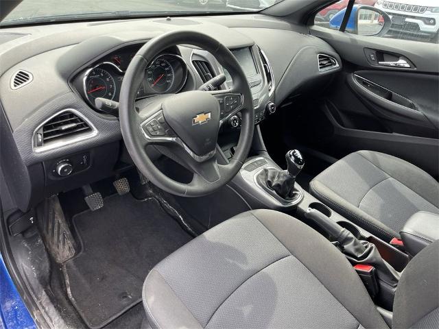 2018 Chevrolet Cruze Vehicle Photo in TULLY, NY 13159-3159
