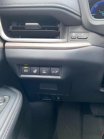 2024 Toyota Grand Highlander Vehicle Photo in APPLETON, WI 54914-8833