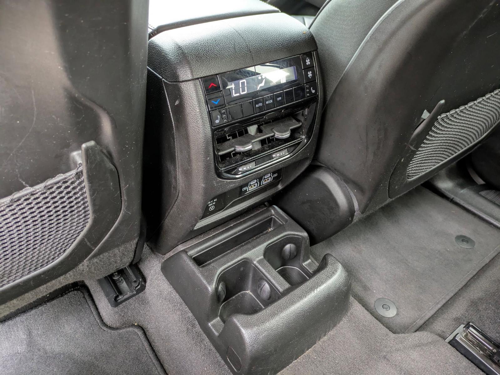 2021 Jeep Grand Cherokee L Vehicle Photo in SELMA, TX 78154-1460