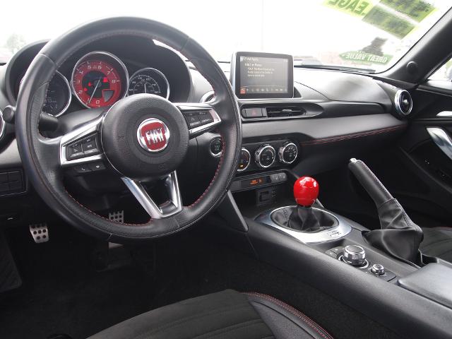 2017 FIAT 124 Spider Vehicle Photo in MADISON, IN 47250-1611
