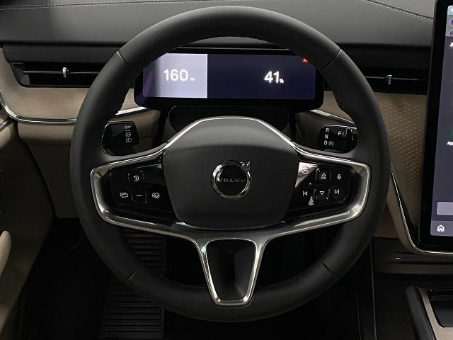 2025 Volvo EX90 Vehicle Photo in Appleton, WI 54913