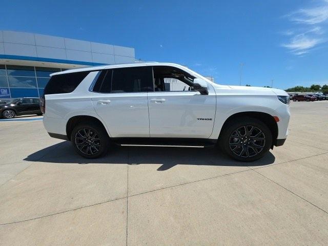2023 Chevrolet Tahoe Vehicle Photo in ENGLEWOOD, CO 80113-6708