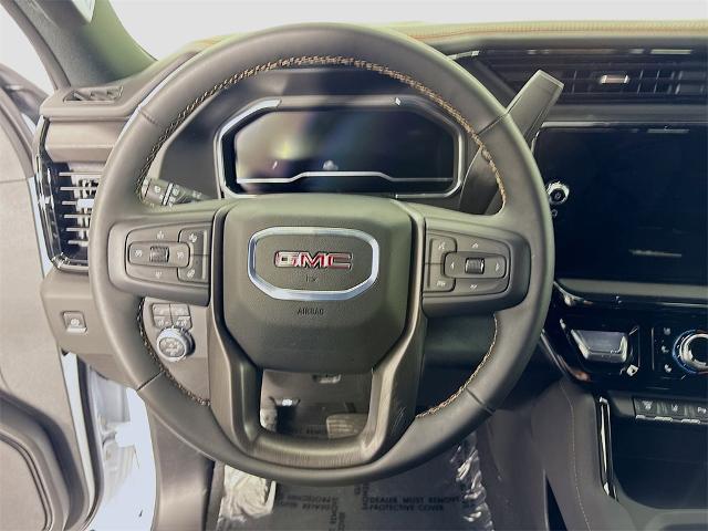 2025 GMC Sierra 3500 HD Vehicle Photo in PUYALLUP, WA 98371-4149