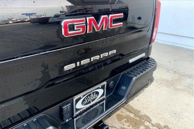 2022 GMC Sierra 1500 Vehicle Photo in TOPEKA, KS 66609-0000