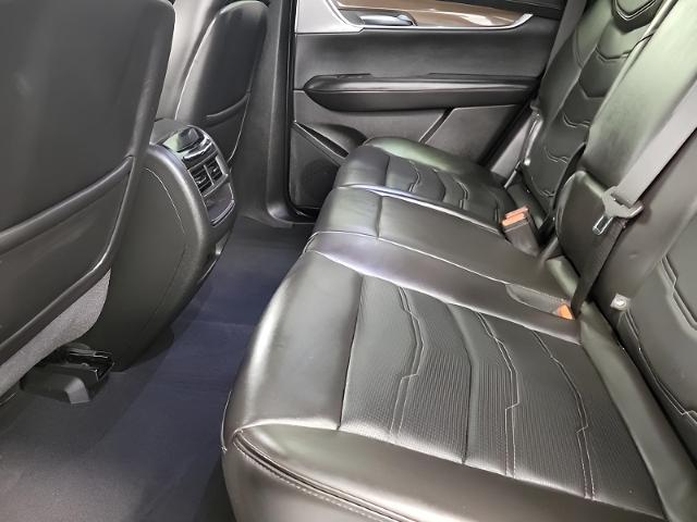 2024 Cadillac XT5 Vehicle Photo in GREEN BAY, WI 54303-3330