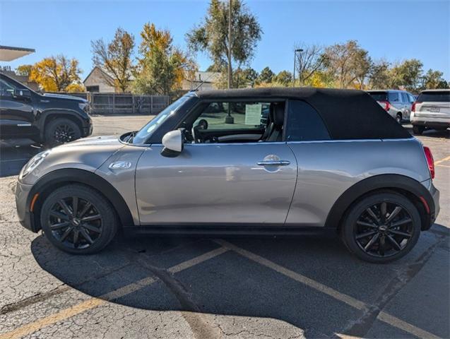 2018 MINI Convertible Vehicle Photo in AURORA, CO 80012-4011