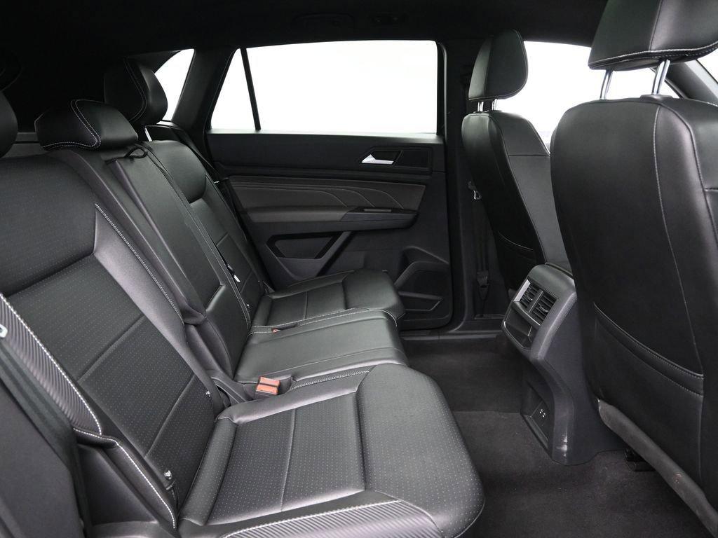 2021 Volkswagen Atlas Cross Sport Vehicle Photo in Marion, IA 52302