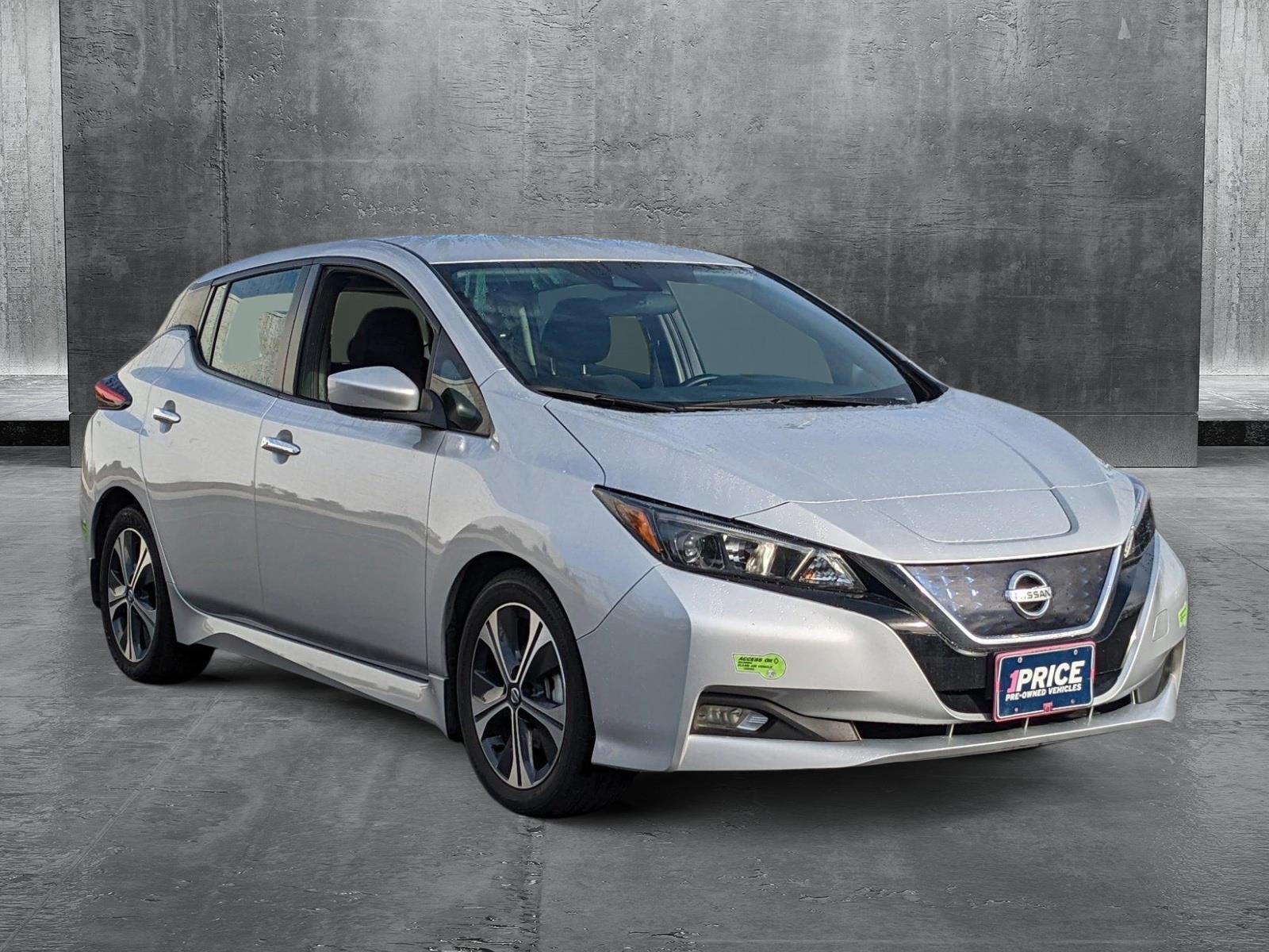 2022 Nissan LEAF Vehicle Photo in VALENCIA, CA 91355-1705