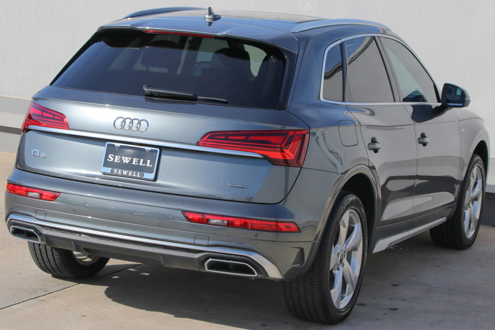 2024 Audi Q5 Vehicle Photo in SUGAR LAND, TX 77478