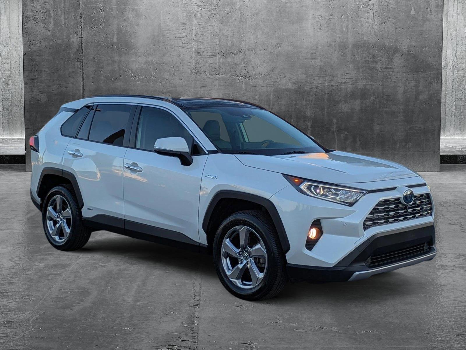 2020 Toyota RAV4 Vehicle Photo in Clearwater, FL 33761