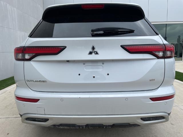 2023 Mitsubishi Outlander Vehicle Photo in Grapevine, TX 76051