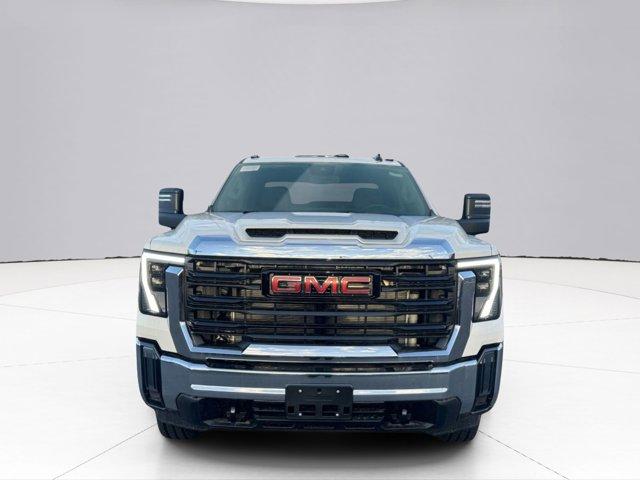 2024 GMC Sierra 2500 HD Vehicle Photo in LEOMINSTER, MA 01453-2952