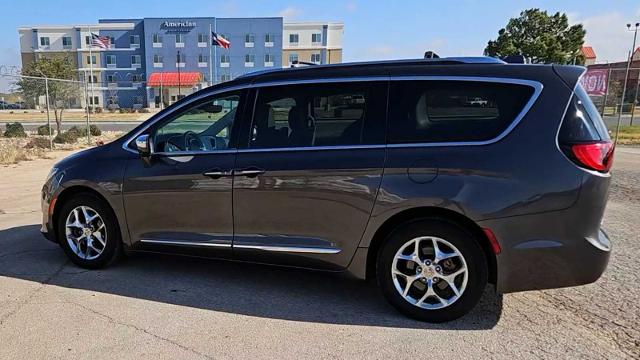 2020 Chrysler Pacifica Vehicle Photo in San Angelo, TX 76901