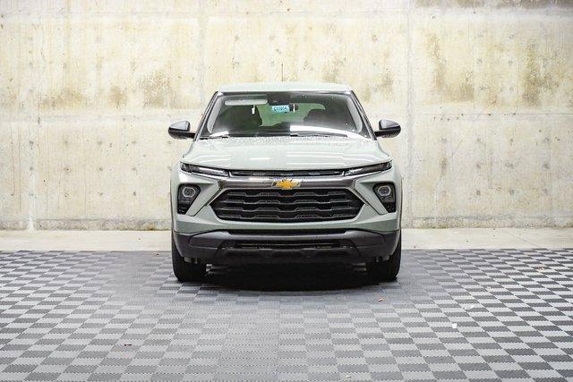 2025 Chevrolet Trailblazer Vehicle Photo in EVERETT, WA 98203-5662