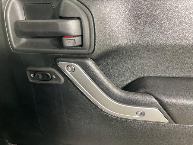 2018 Jeep Wrangler JK Unlimited Vehicle Photo in PHOENIX, AZ 85014-3381