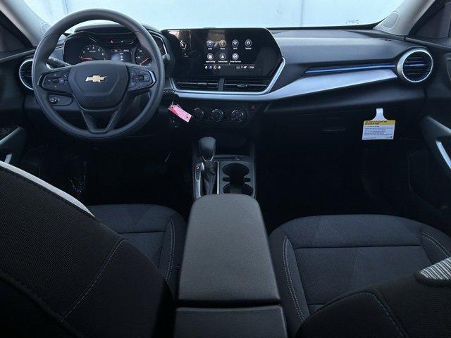 2025 Chevrolet Trax Vehicle Photo in DALLAS, TX 75244-5909