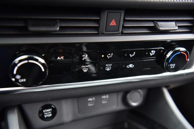 2025 Nissan Rogue Vehicle Photo in Ballwin, MO 63011