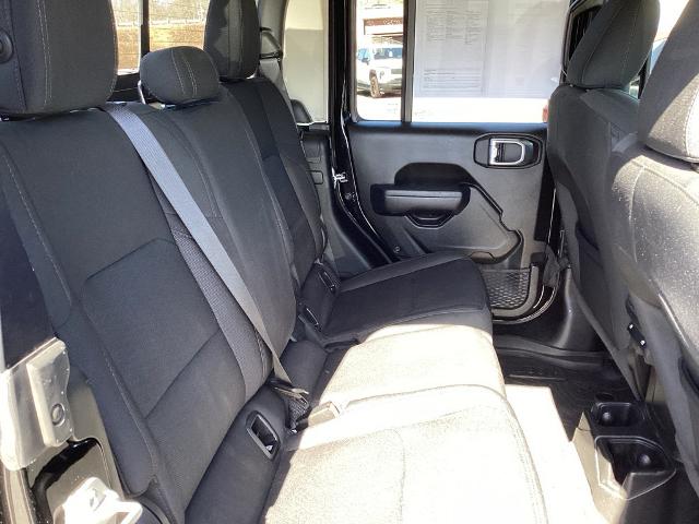 2022 Jeep Gladiator Vehicle Photo in Gardner, MA 01440
