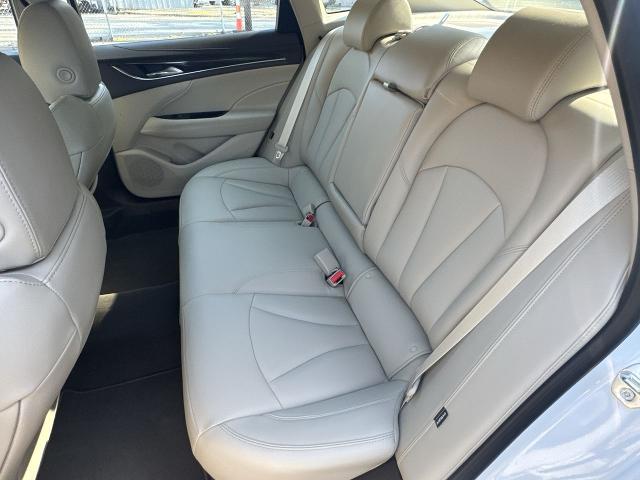 2017 Buick LaCrosse Vehicle Photo in MARION, NC 28752-6372