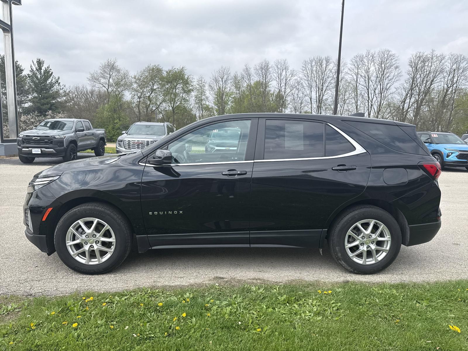 Used 2022 Chevrolet Equinox LT with VIN 3GNAXKEV1NL203934 for sale in Kewanee, IL