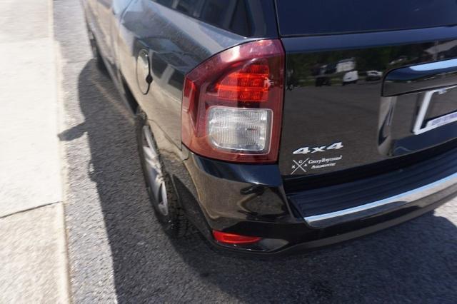 2017 Jeep Compass Vehicle Photo in FAIRMONT, WV 26554-2318