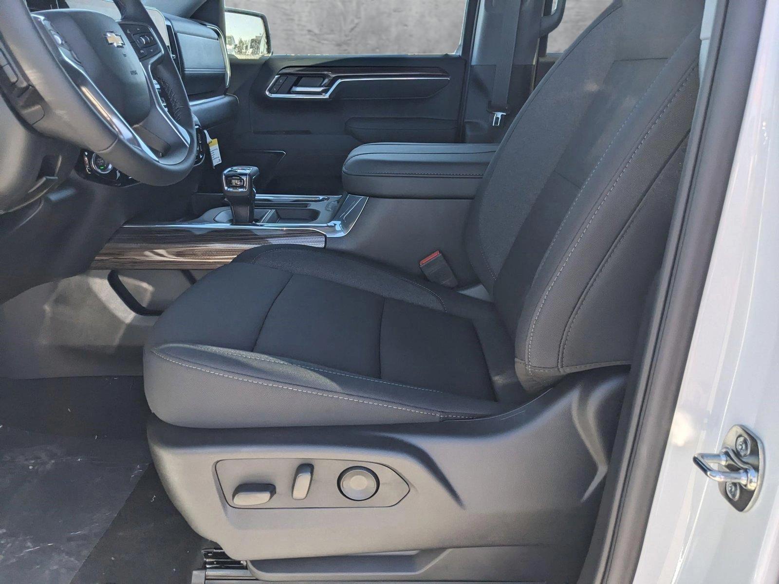 2025 Chevrolet Silverado 1500 Vehicle Photo in MIAMI, FL 33172-3015