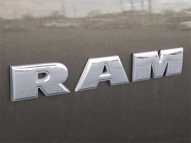 2012 Ram 1500 Vehicle Photo in LEWES, DE 19958-4935