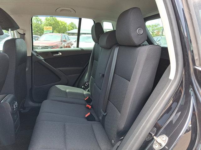 2017 Volkswagen Tiguan Vehicle Photo in Philadelphia, PA 19116
