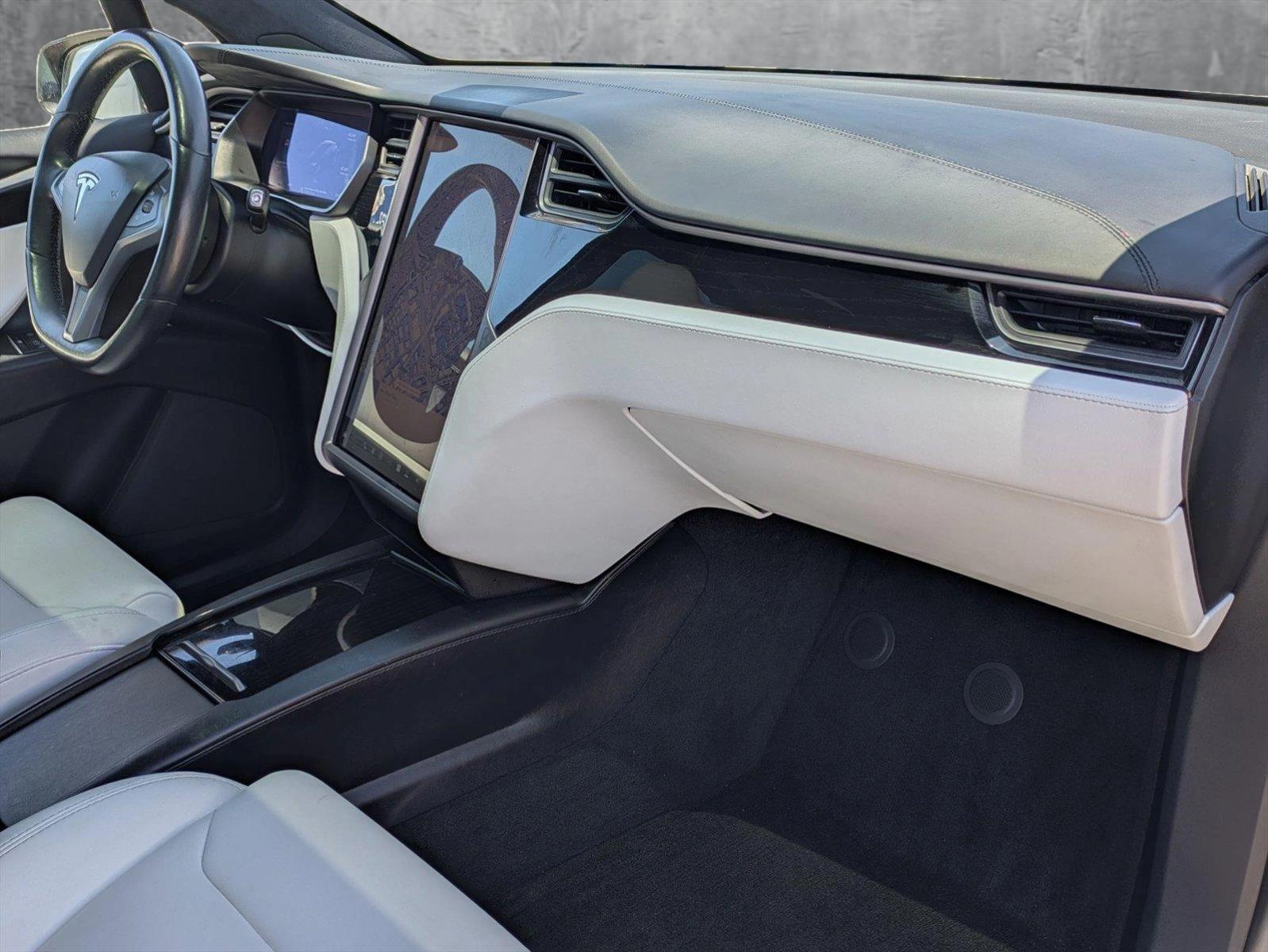 2018 Tesla Model X Vehicle Photo in Tustin, CA 92782