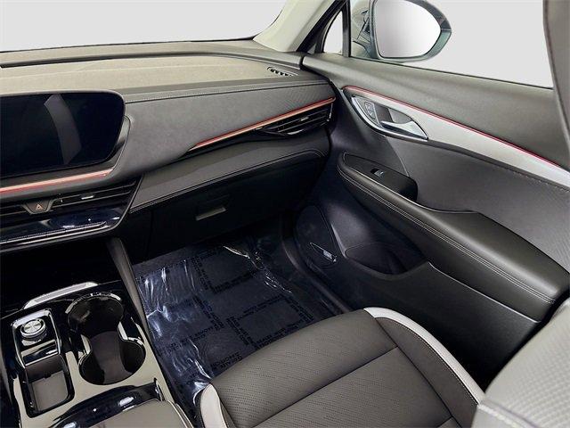 2025 Buick Envision Vehicle Photo in PUYALLUP, WA 98371-4149