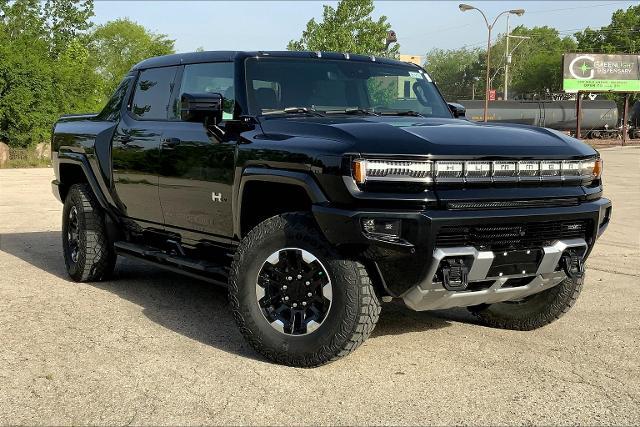 2025 GMC HUMMER EV Pickup Vehicle Photo in KANSAS CITY, MO 64114-4545