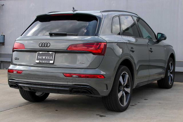 2024 Audi Q5 Vehicle Photo in SUGAR LAND, TX 77478