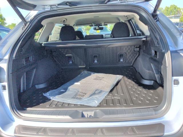 2025 Subaru Outback Vehicle Photo in Green Bay, WI 54304