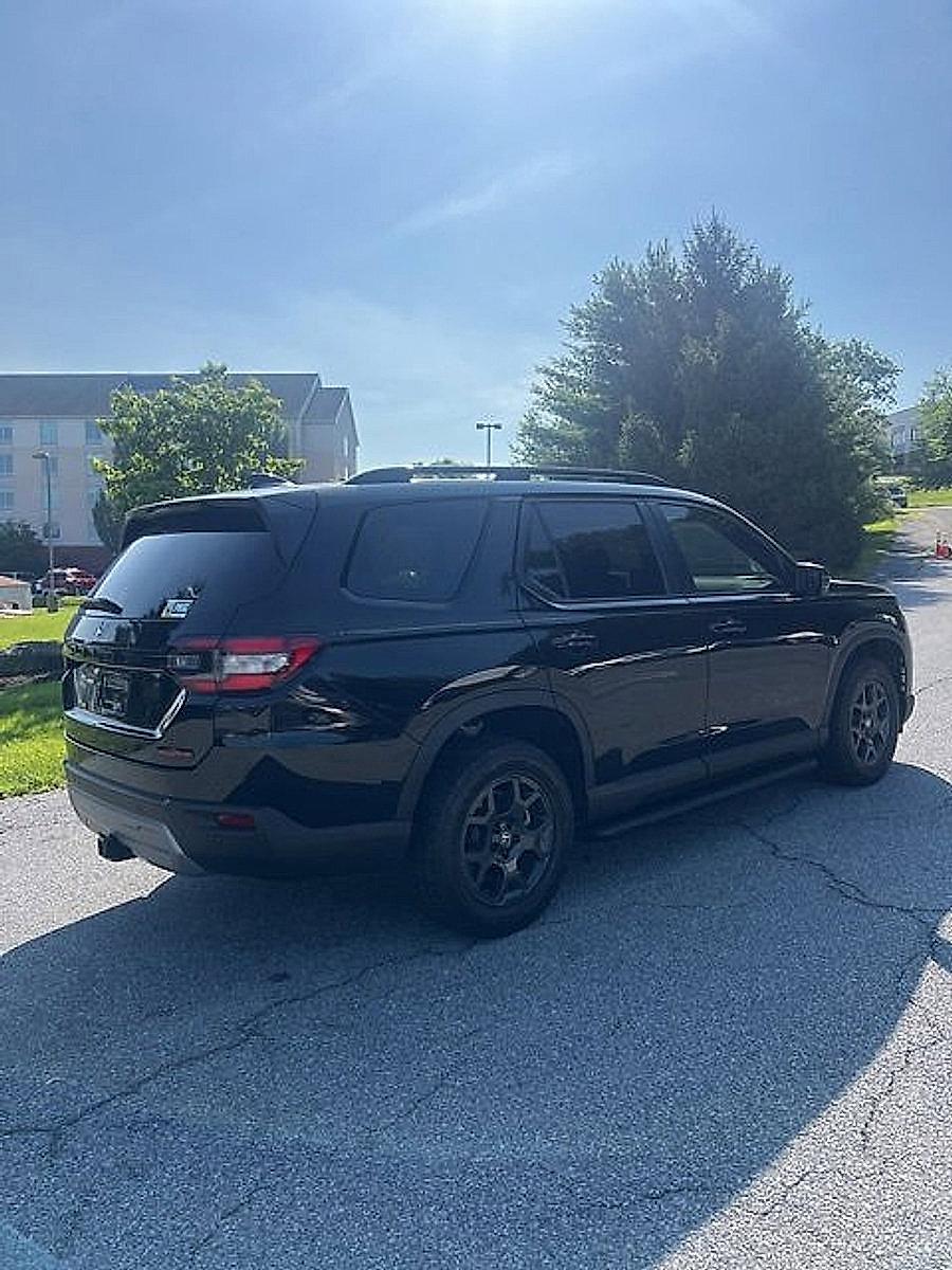 2023 Honda Pilot Vehicle Photo in Harrisburg, PA 17111