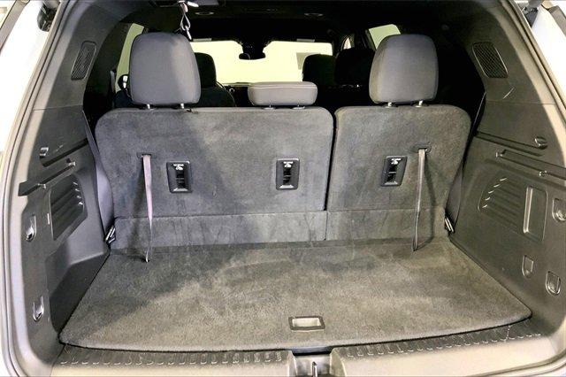 2025 Chevrolet Traverse Vehicle Photo in KANSAS CITY, MO 64114-4502