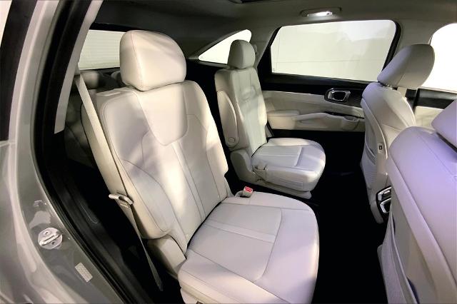 2023 Kia Sorento Vehicle Photo in Lees Summit, MO 64086