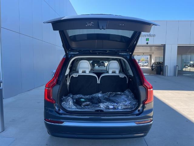 2025 Volvo XC90 Vehicle Photo in Grapevine, TX 76051