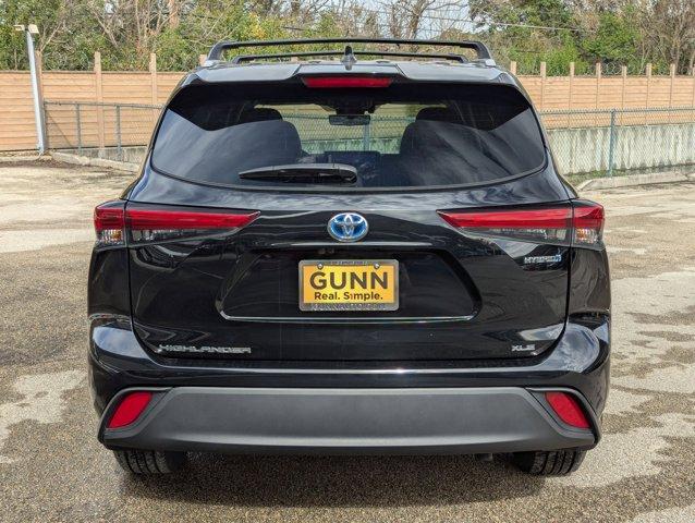 2023 Toyota Highlander Vehicle Photo in San Antonio, TX 78230