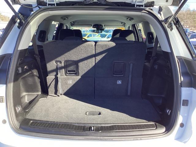 2023 Jeep Grand Cherokee L Vehicle Photo in Gardner, MA 01440