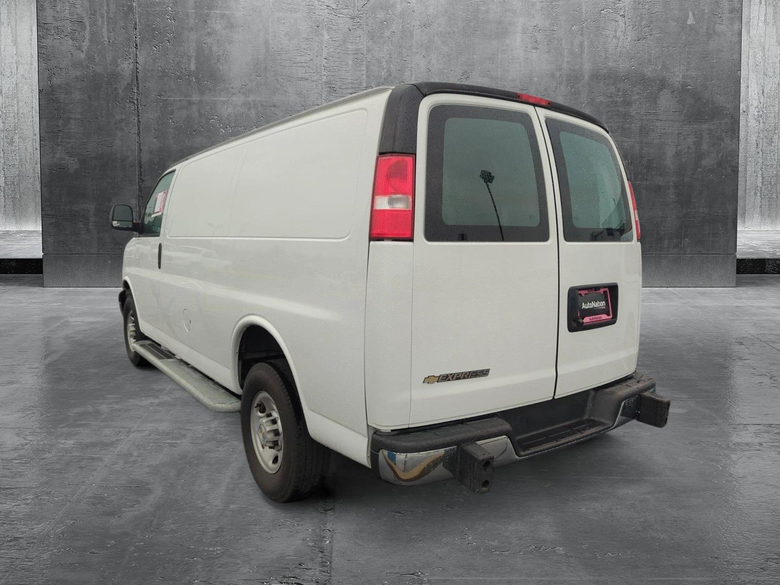 2022 Chevrolet Express Cargo 2500 Vehicle Photo in MEMPHIS, TN 38115-1503