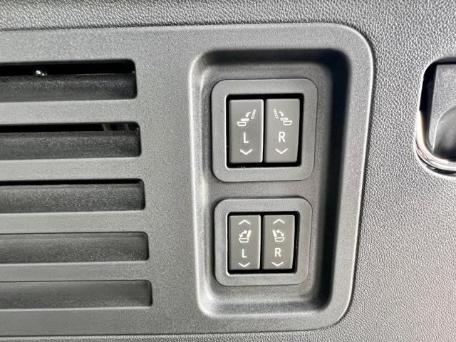 2025 Buick Enclave Vehicle Photo in EFFINGHAM, IL 62401-2832