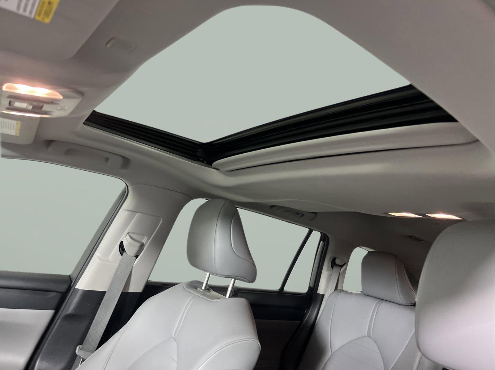 2021 Toyota Highlander Vehicle Photo in GEORGETOWN, TX 78626-7508