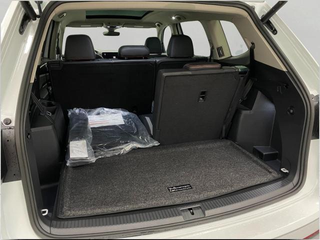 2025 Volkswagen Atlas Vehicle Photo in Appleton, WI 54913