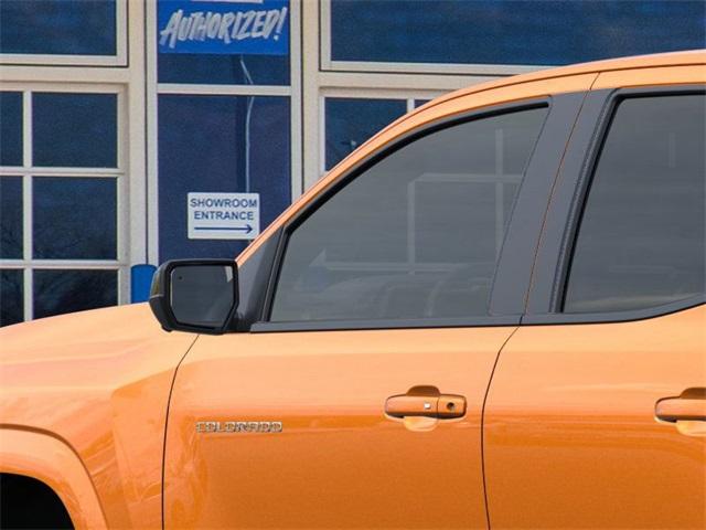 2025 Chevrolet Colorado Vehicle Photo in ENGLEWOOD, CO 80113-6708