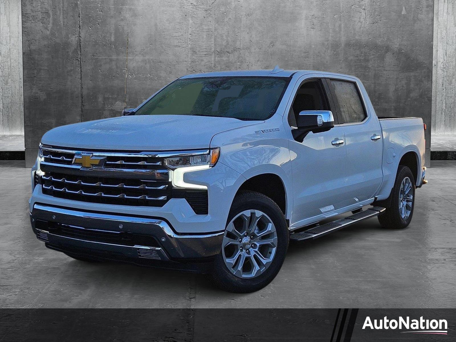 2025 Chevrolet Silverado 1500 Vehicle Photo in GREENACRES, FL 33463-3207