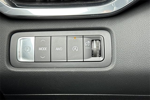 2025 GMC Acadia Vehicle Photo in ELK GROVE, CA 95757-8703