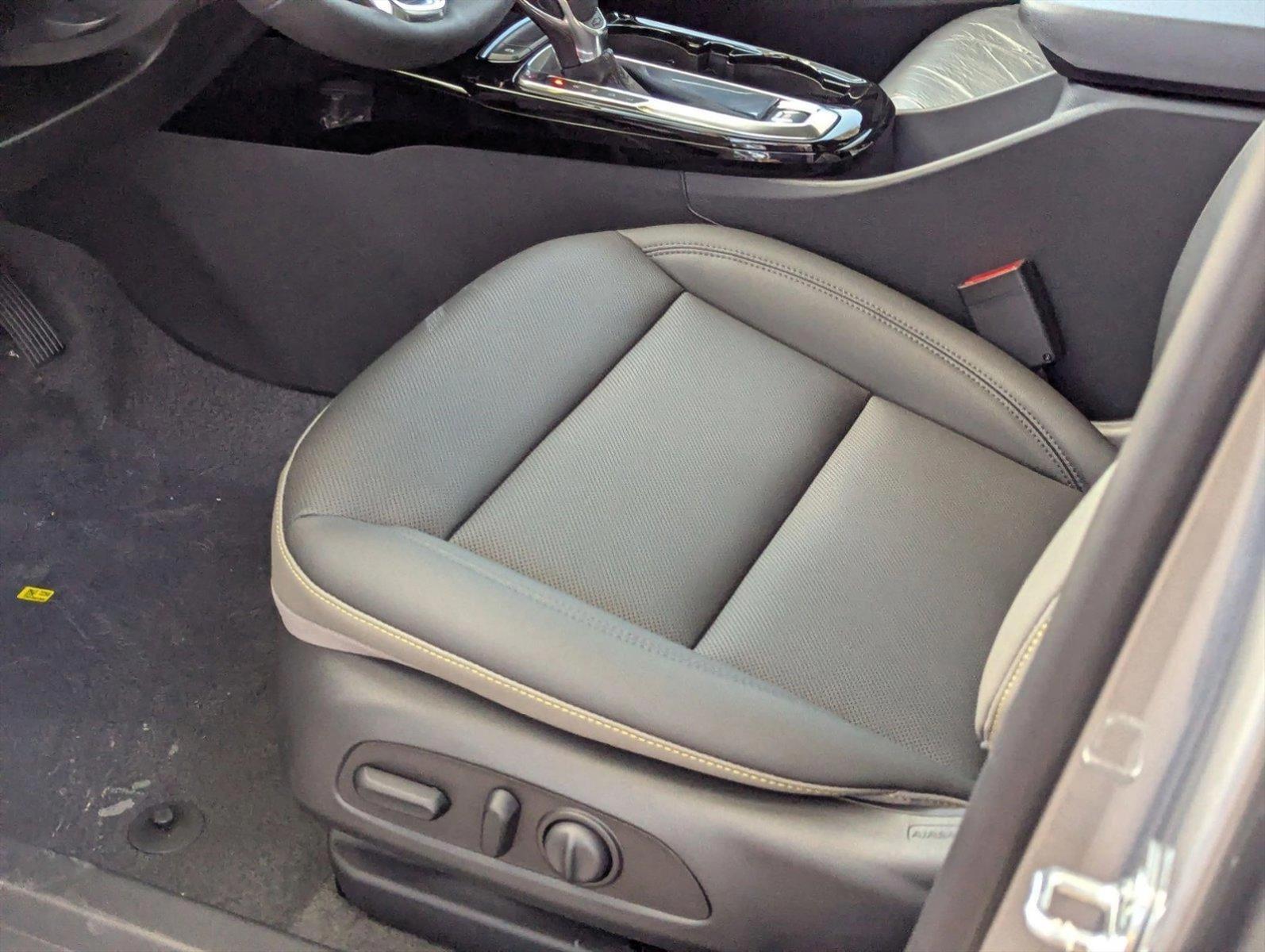 2025 Chevrolet Trax Vehicle Photo in GREENACRES, FL 33463-3207